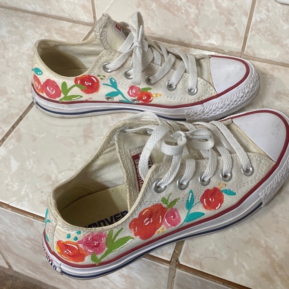 Converse - Picture 3 of 6